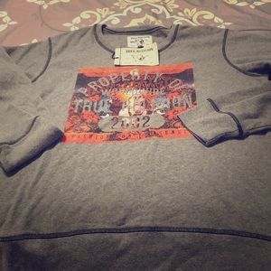 True Religion sweat shirt